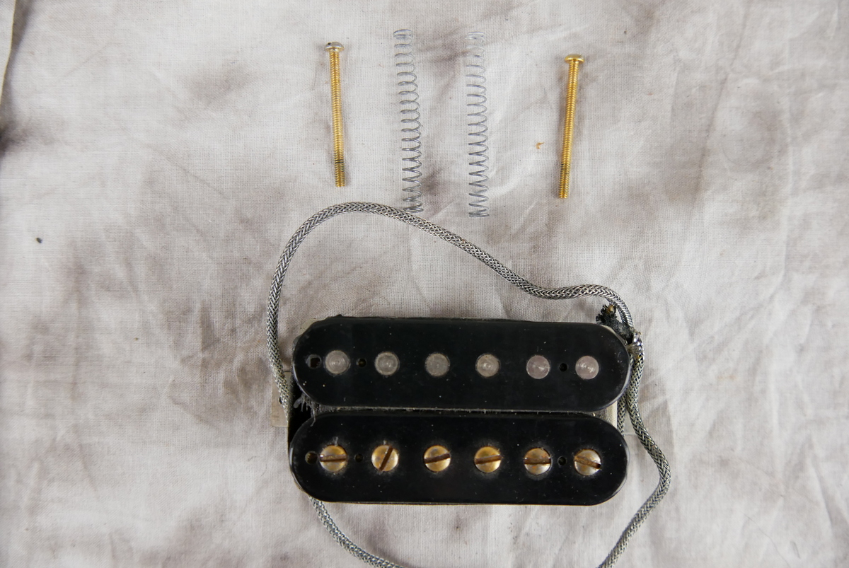 Gibson_PAF_Humbucker_neck_gold_1961-003.JPG