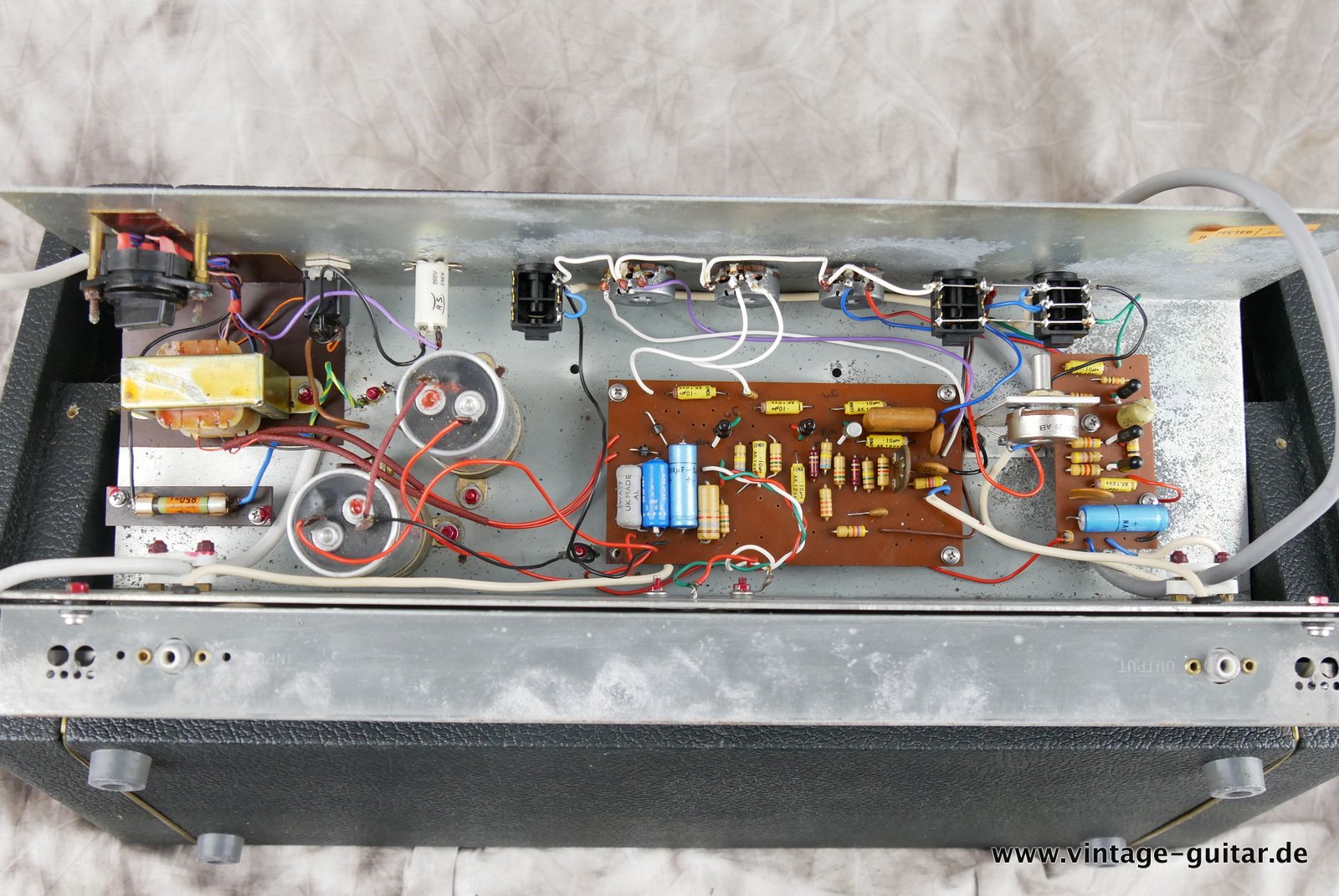 Marshall-Reverb-Fuzz-Unit-2021-1969-007.JPG