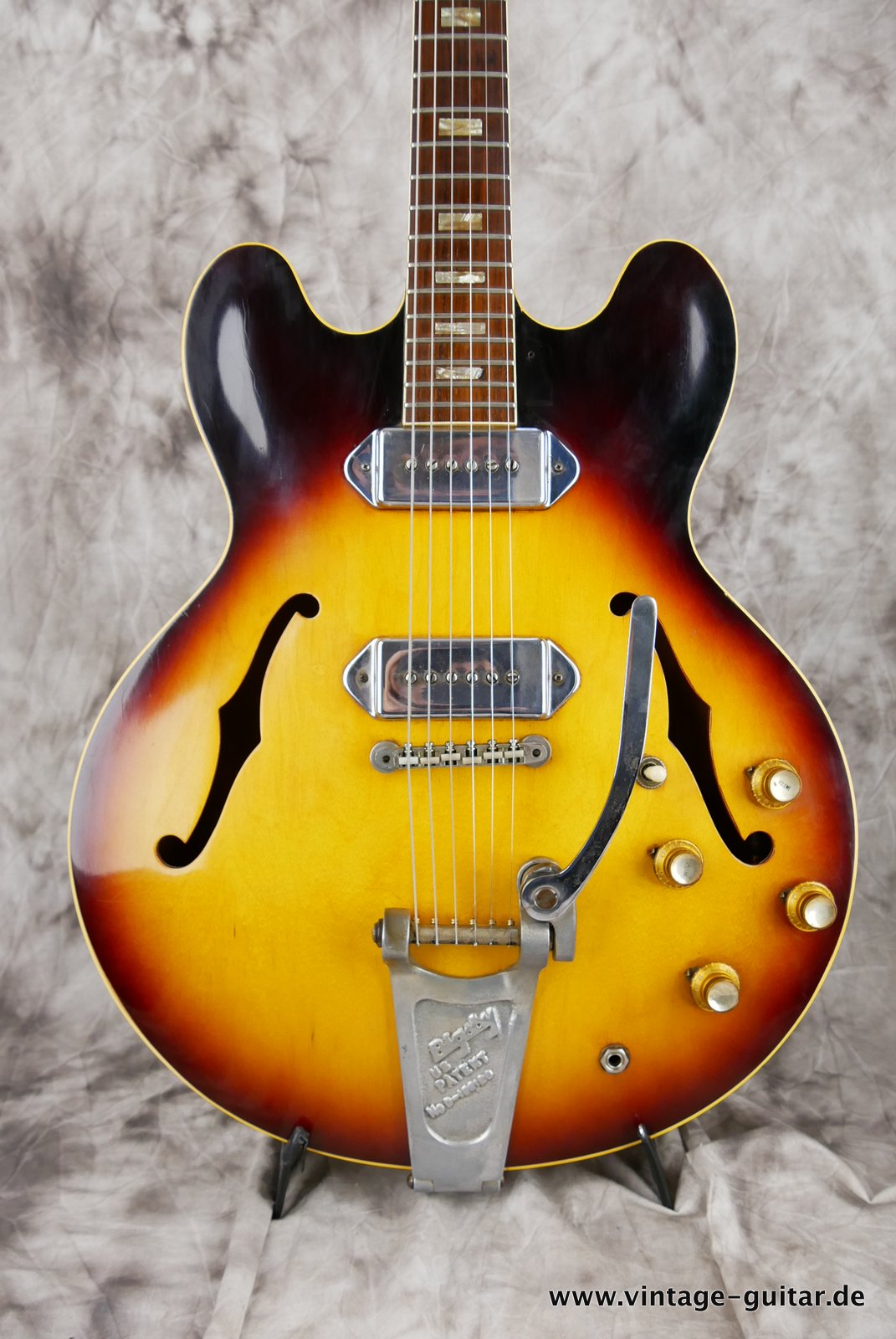 img/vintage/4961/Gibson-ES-330-TD-1963-sunburst-002.JPG