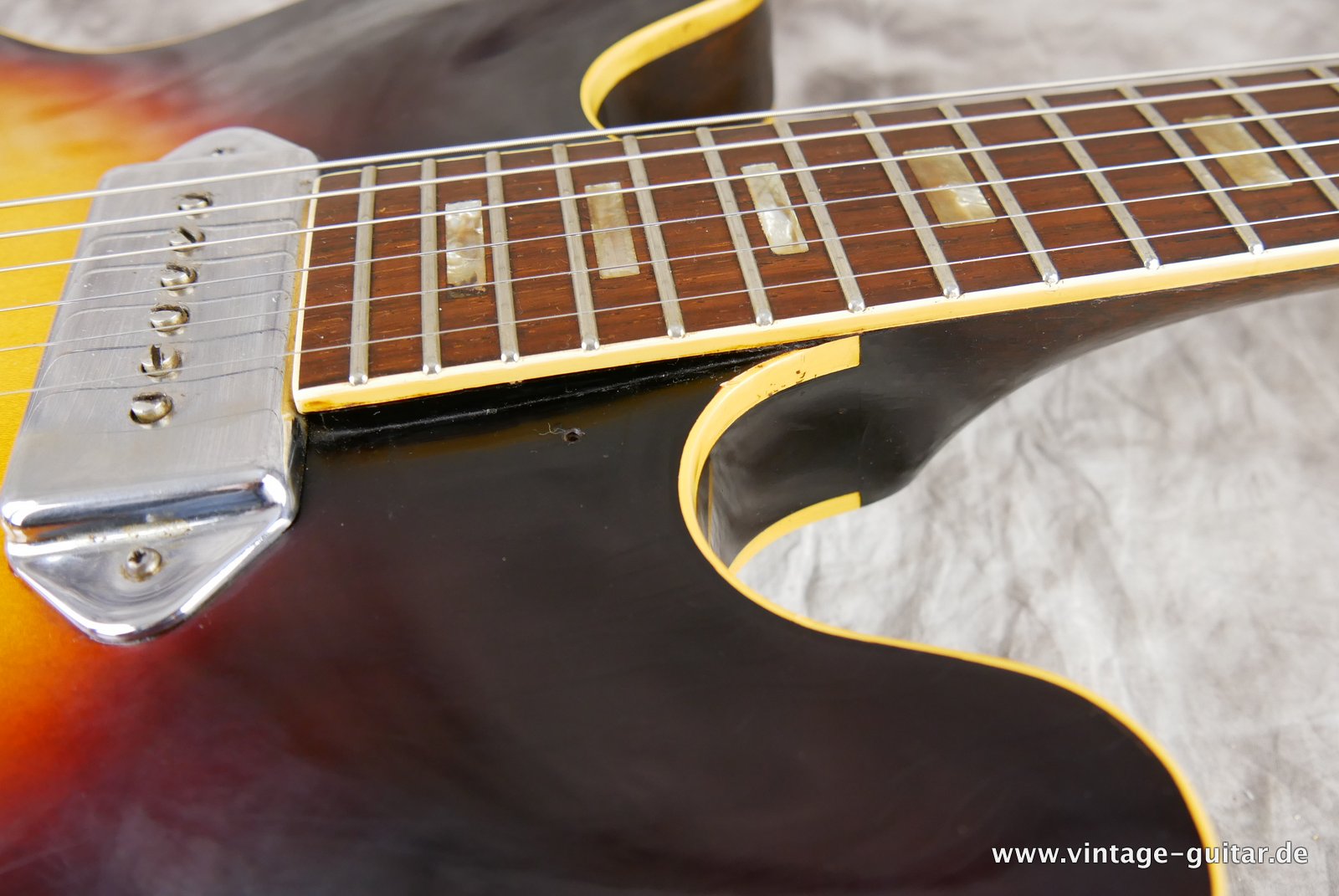 img/vintage/4961/Gibson-ES-330-TD-1963-sunburst-022.JPG