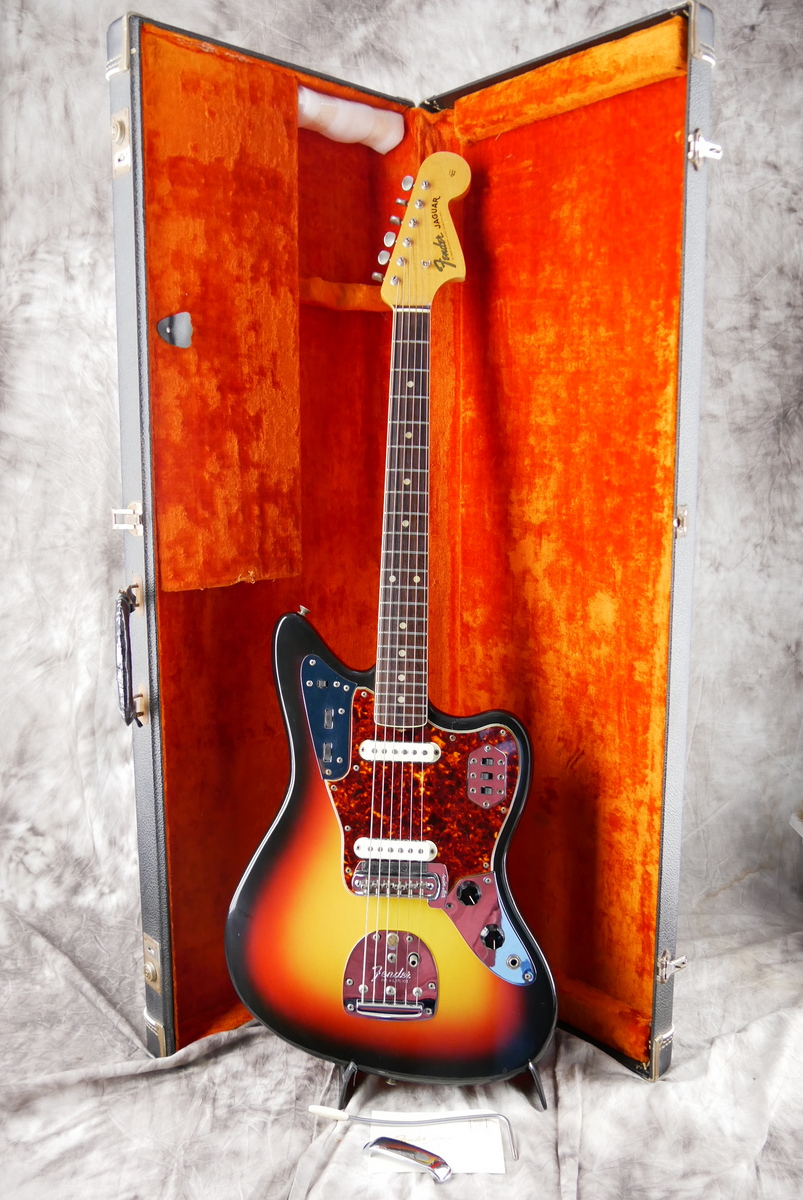 img/vintage/4968/Fender_Jaguar_sunburst_1965-013.JPG