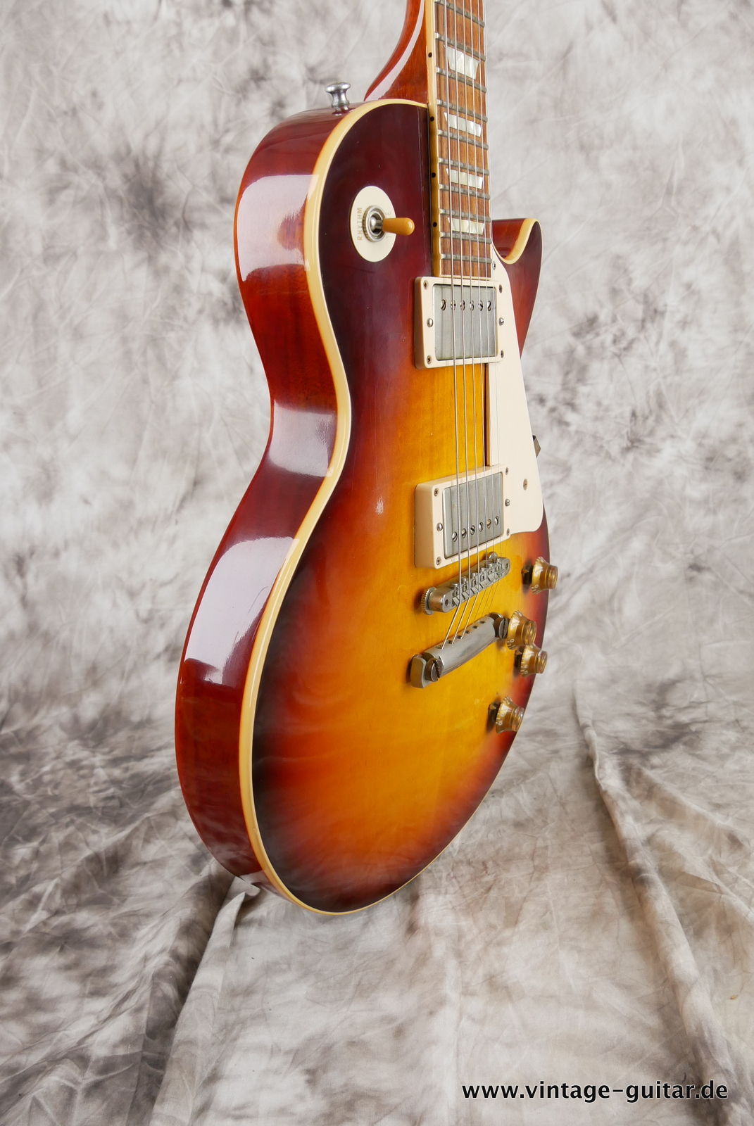 Gibson-Les-Paul-CC-no.6-2012-non-filtered-tobacco-burst-005.JPG
