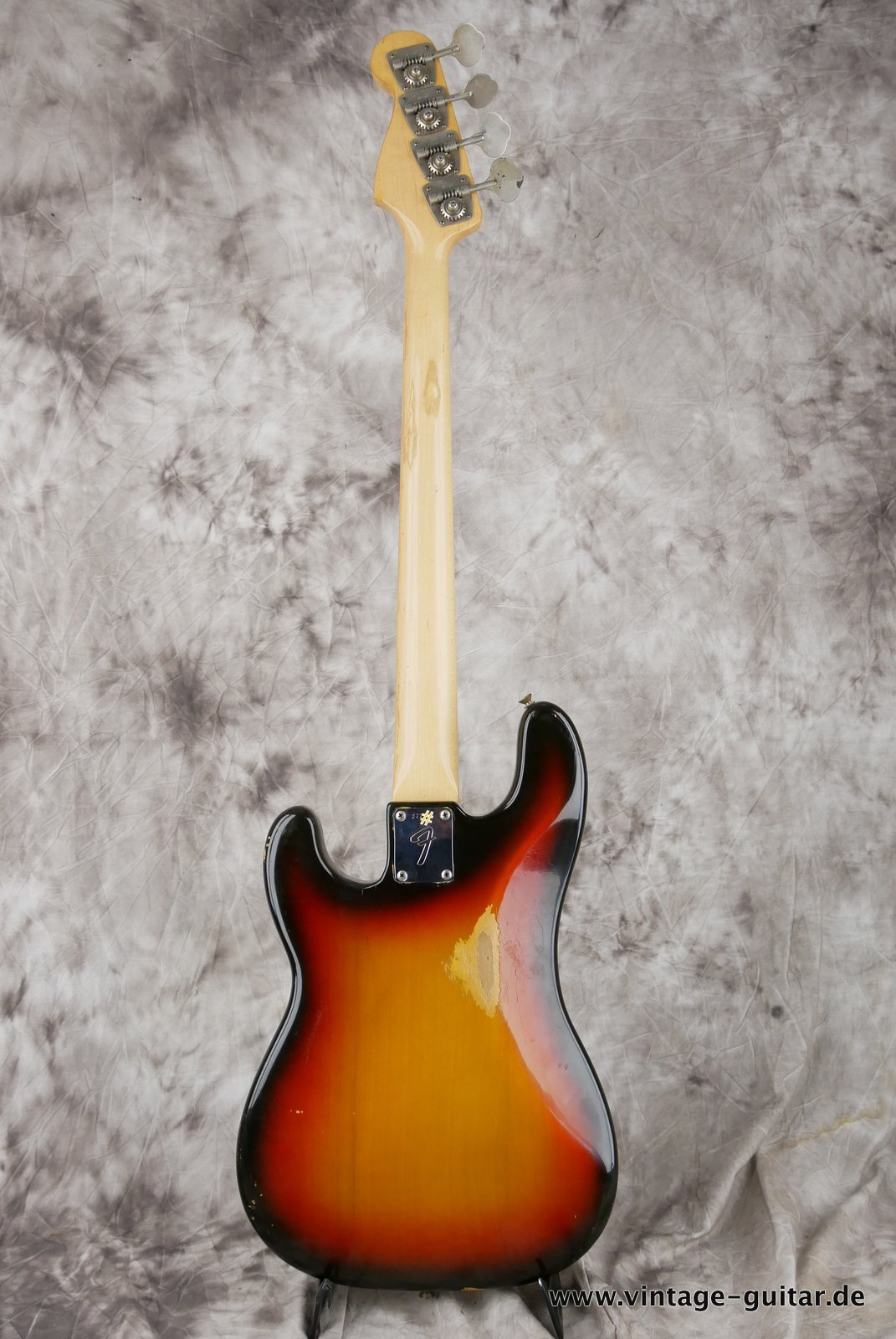 img/vintage/4985/Fender-Precision-Bass-sunburst-1969-012.JPG