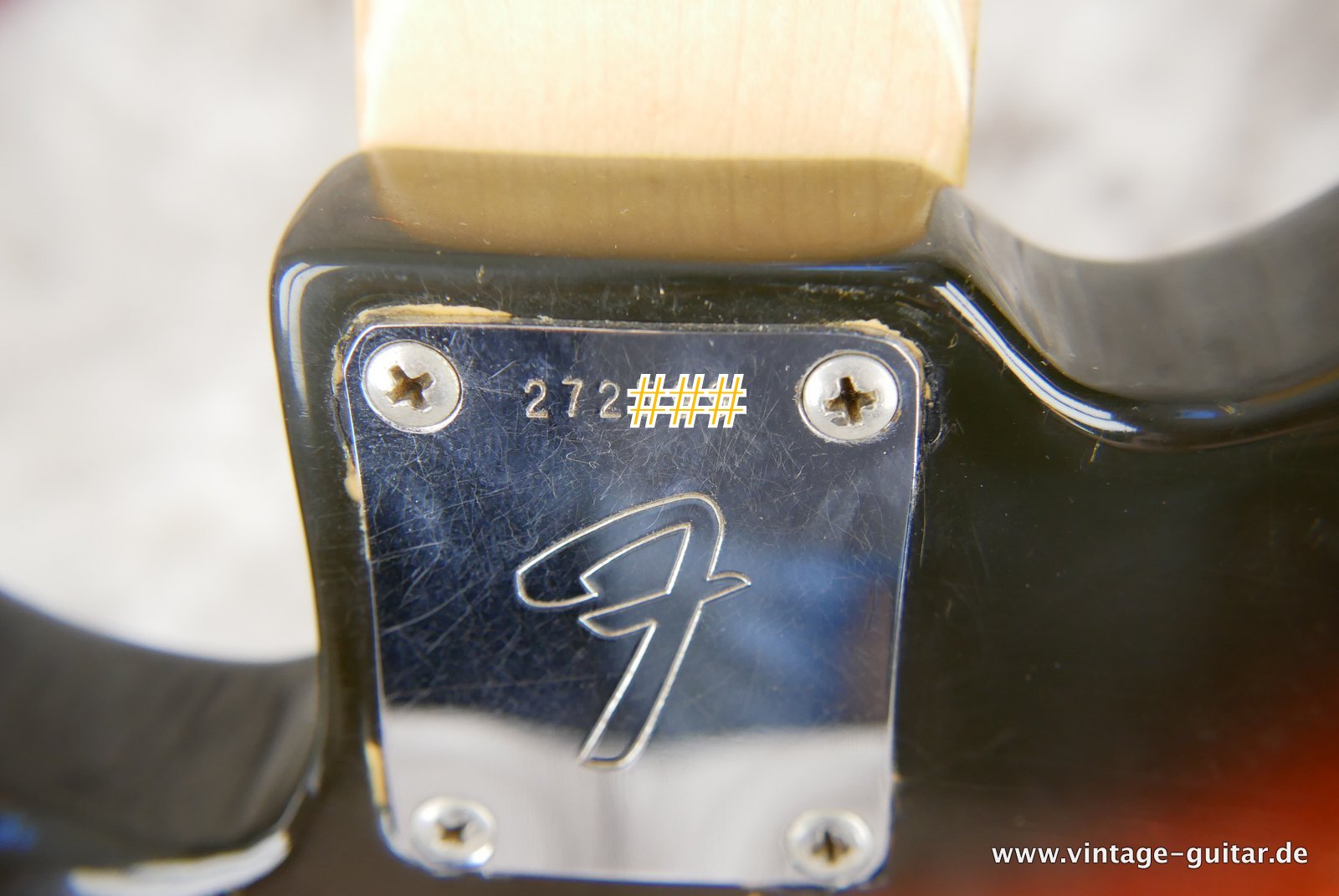 img/vintage/4985/Fender-Precision-Bass-sunburst-1969-014.JPG