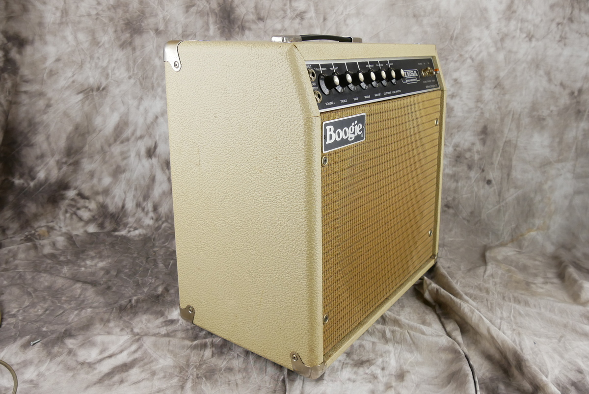 img/vintage/5002/Mesa_Boogie_Mark_IIa_white_tolex_1979-003.JPG