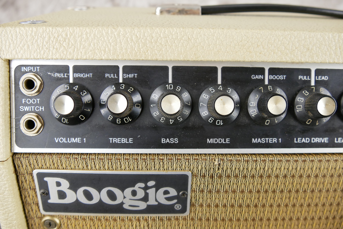 Mesa_Boogie_Mark_IIa_white_tolex_1979-005.JPG