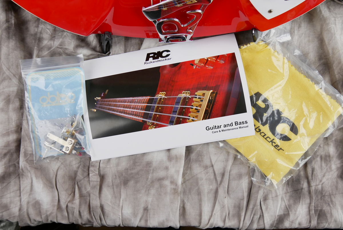 img/vintage/5003/Rickenbacker_360_FAR_limited_edition_fire_alarm_red_USA_2014-013.JPG