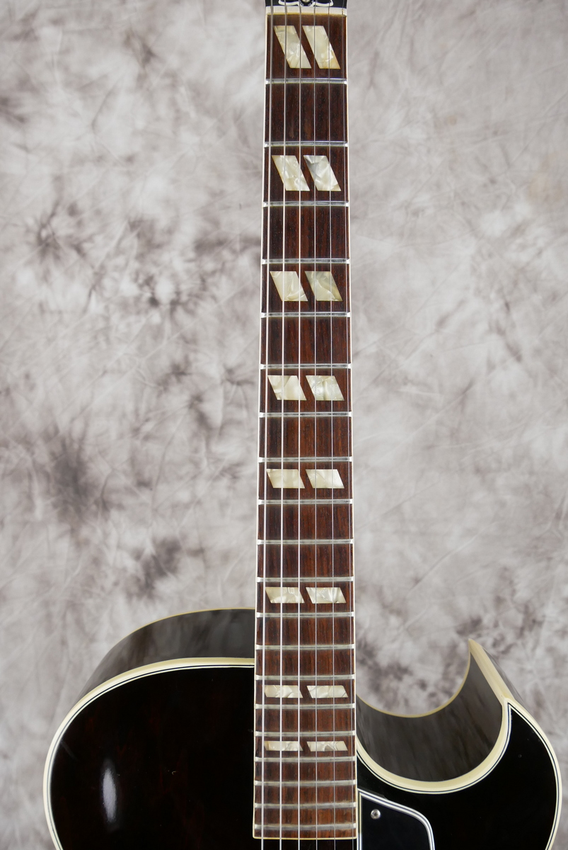 img/vintage/5005/Gibson_ES_175_CC_Charlie_Christian_USA_sunburst_1979-011.JPG