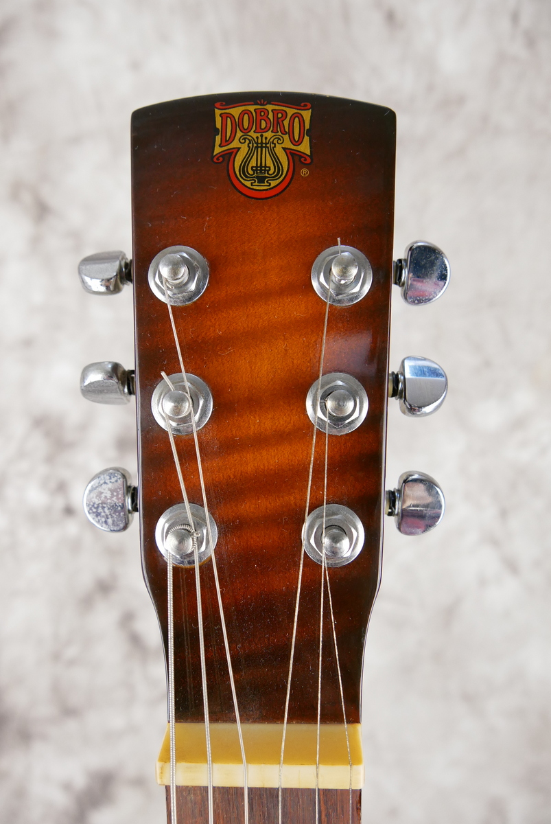 Dobro_60_DS_wood_body_square_neck_sunburst_2001-009.JPG