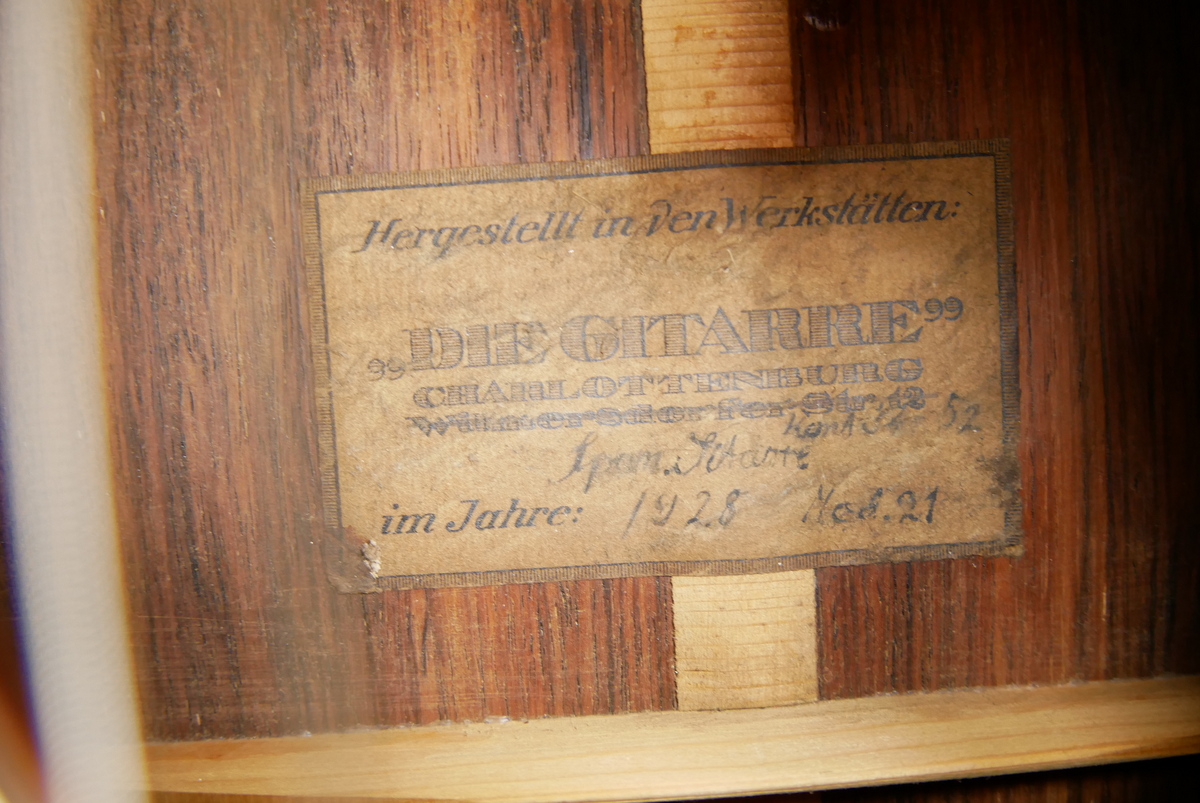 img/vintage/5016/Berliner_Meisterwerkstaetten_Mod_21_Torres_natural_1928-015.JPG