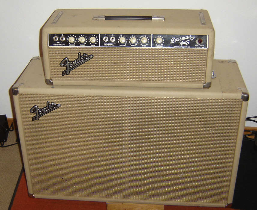 Fender-Bassman-1964-white-tolex-1.jpg