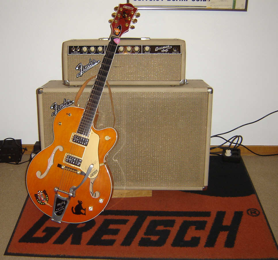 Fender-Bassman-1964-white-tolex.jpg