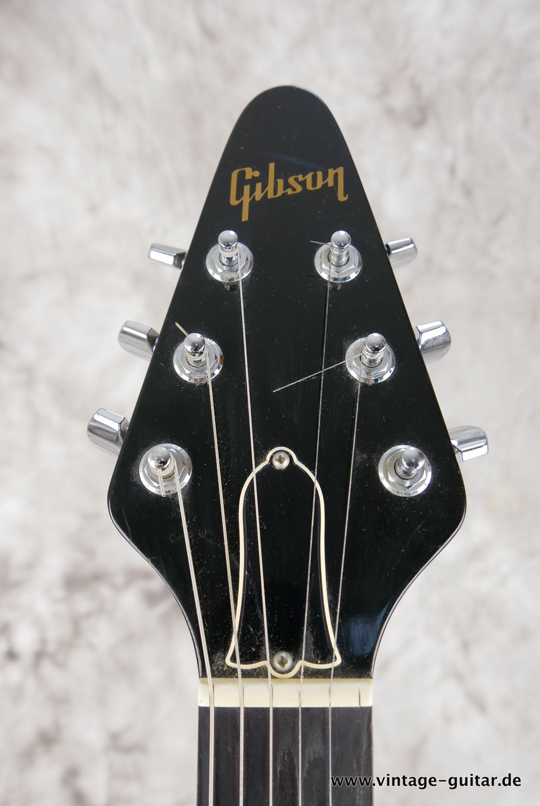 Gibson-Flying-V-Designer-Series-1984-029.JPG