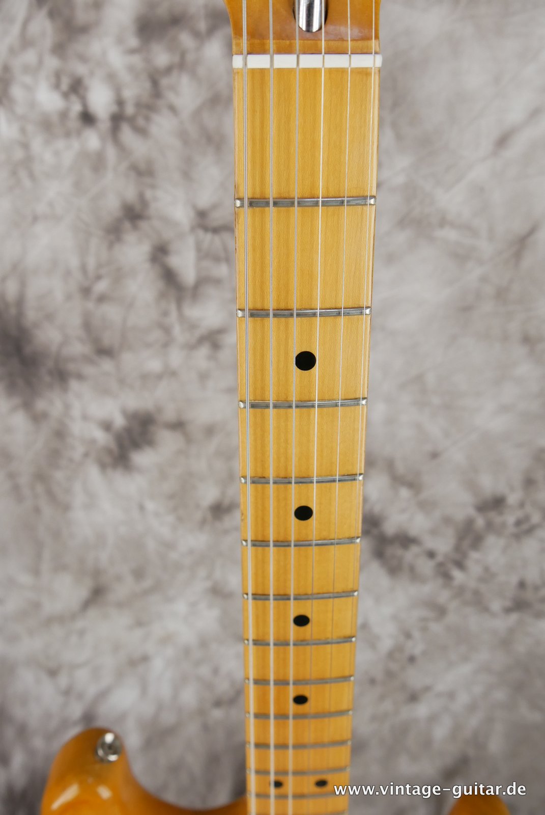 Fender-Stratocaster-1978-natural-011.JPG