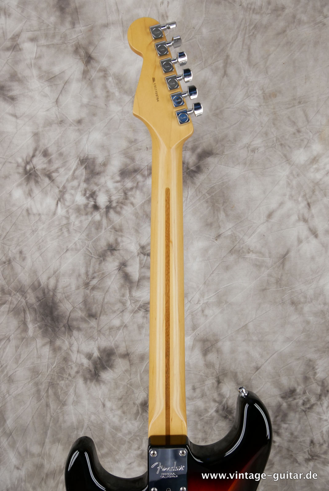 img/vintage/5031/Fender-Stratocaster-2013-sunburst-012.JPG
