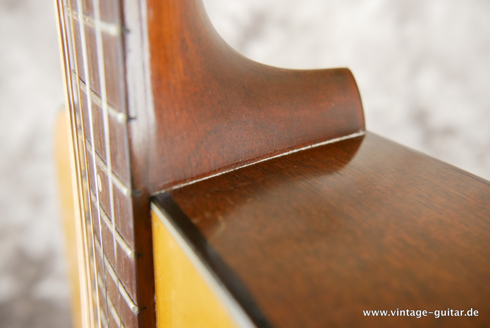 Martin-000-18-1945-natural-014.JPG