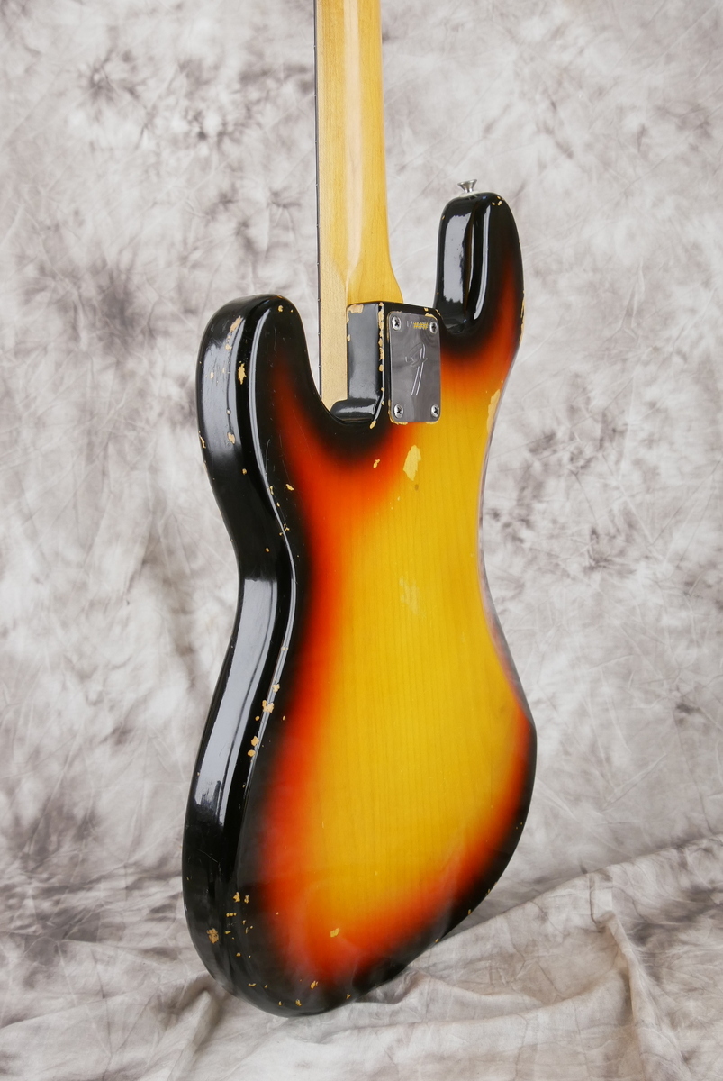 Fender_Precision_Bass_USA_sunburst_1966-007.JPG