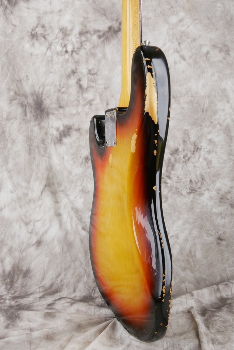 Fender_Precision_Bass_USA_sunburst_1966-008.JPG