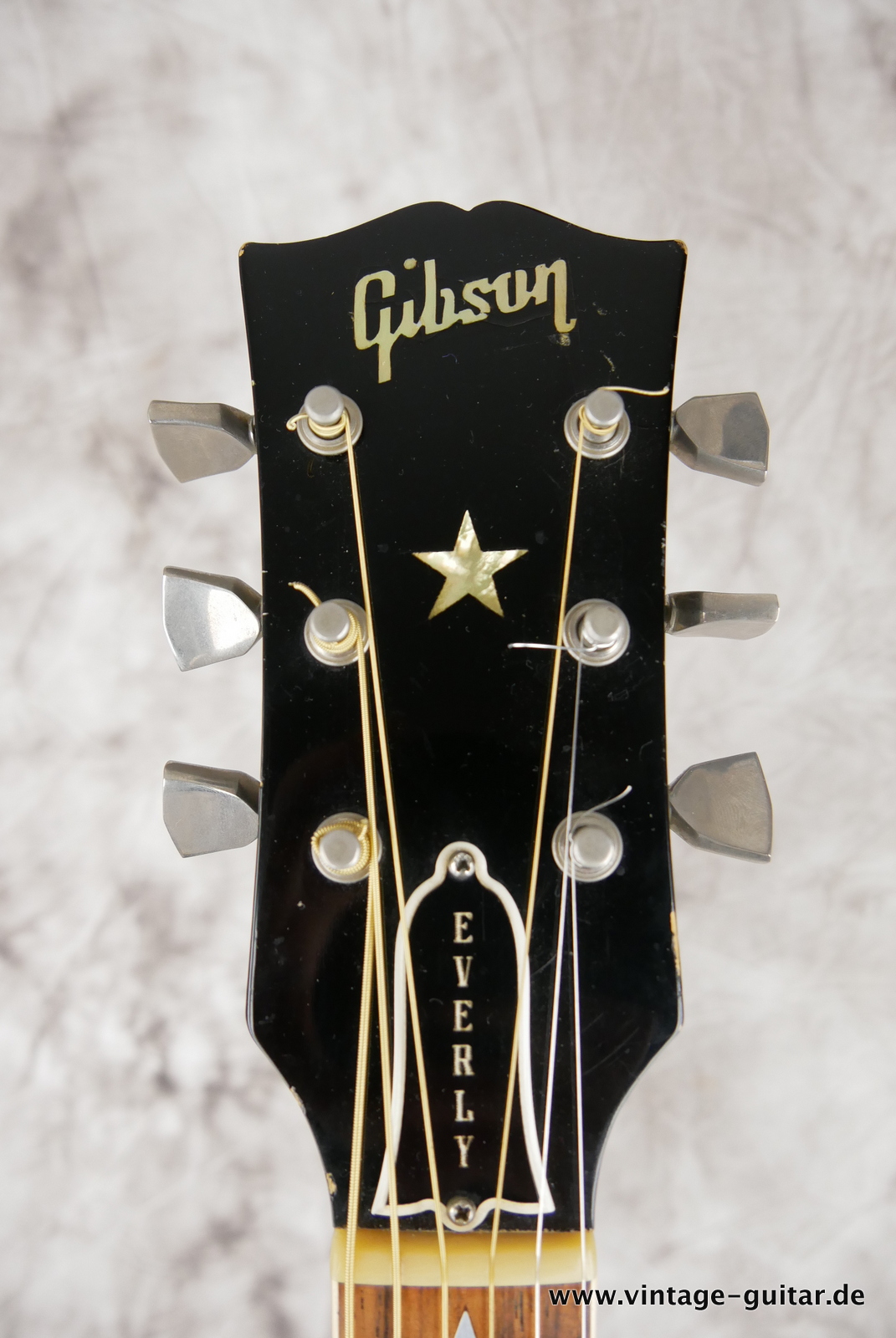 Gibson-J180-Everly-Brothers-1968-black-009.JPG