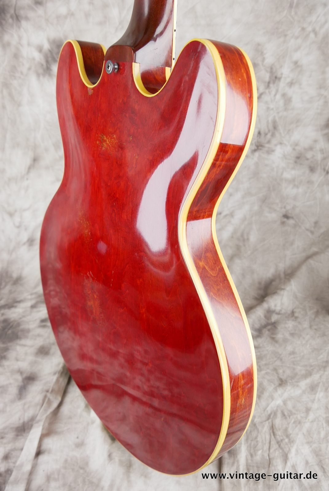 img/vintage/5065/Gibson_ES_335_TDC_Stop_Tailpiece_cherry_1964-008.JPG