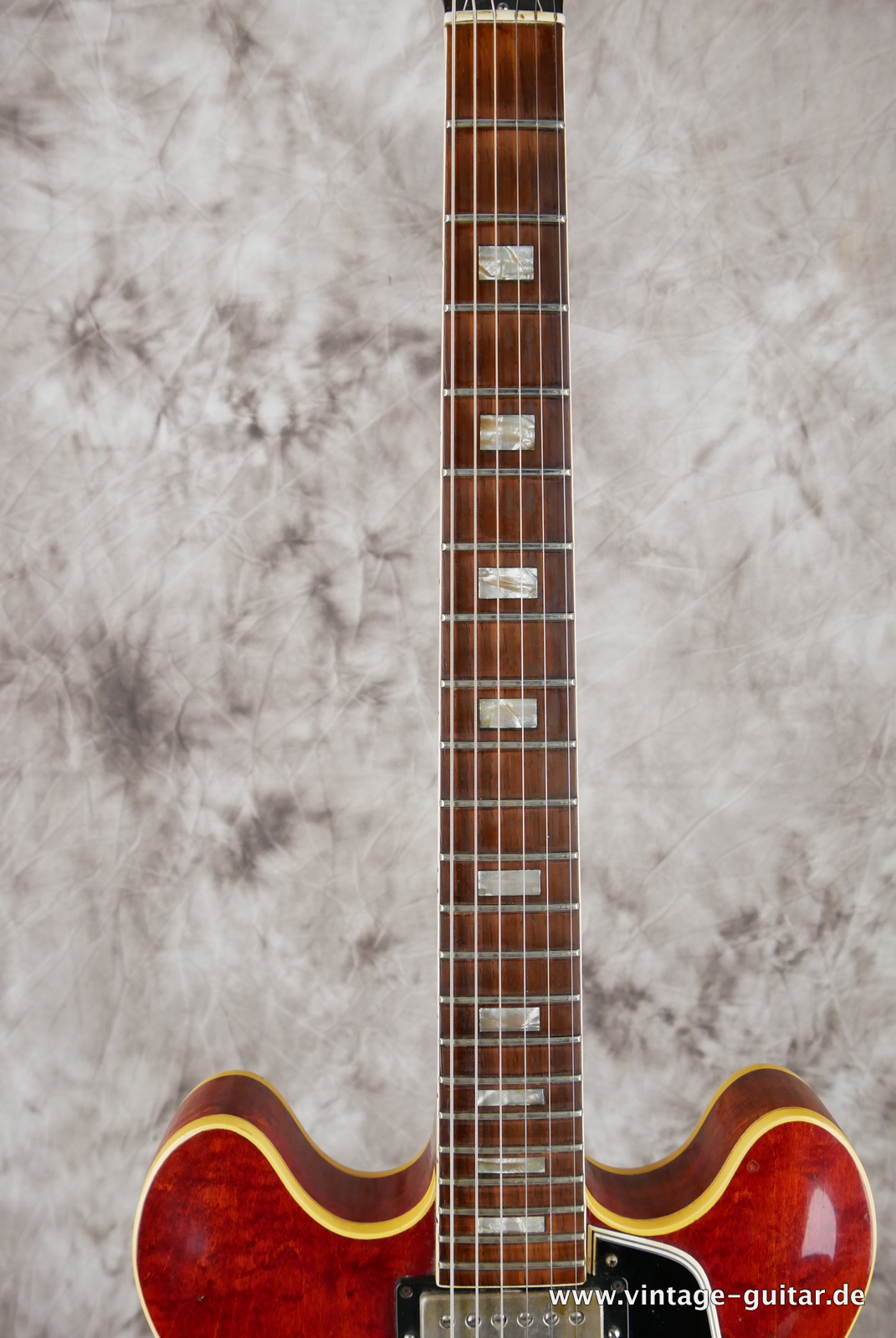 img/vintage/5065/Gibson_ES_335_TDC_Stop_Tailpiece_cherry_1964-011.JPG