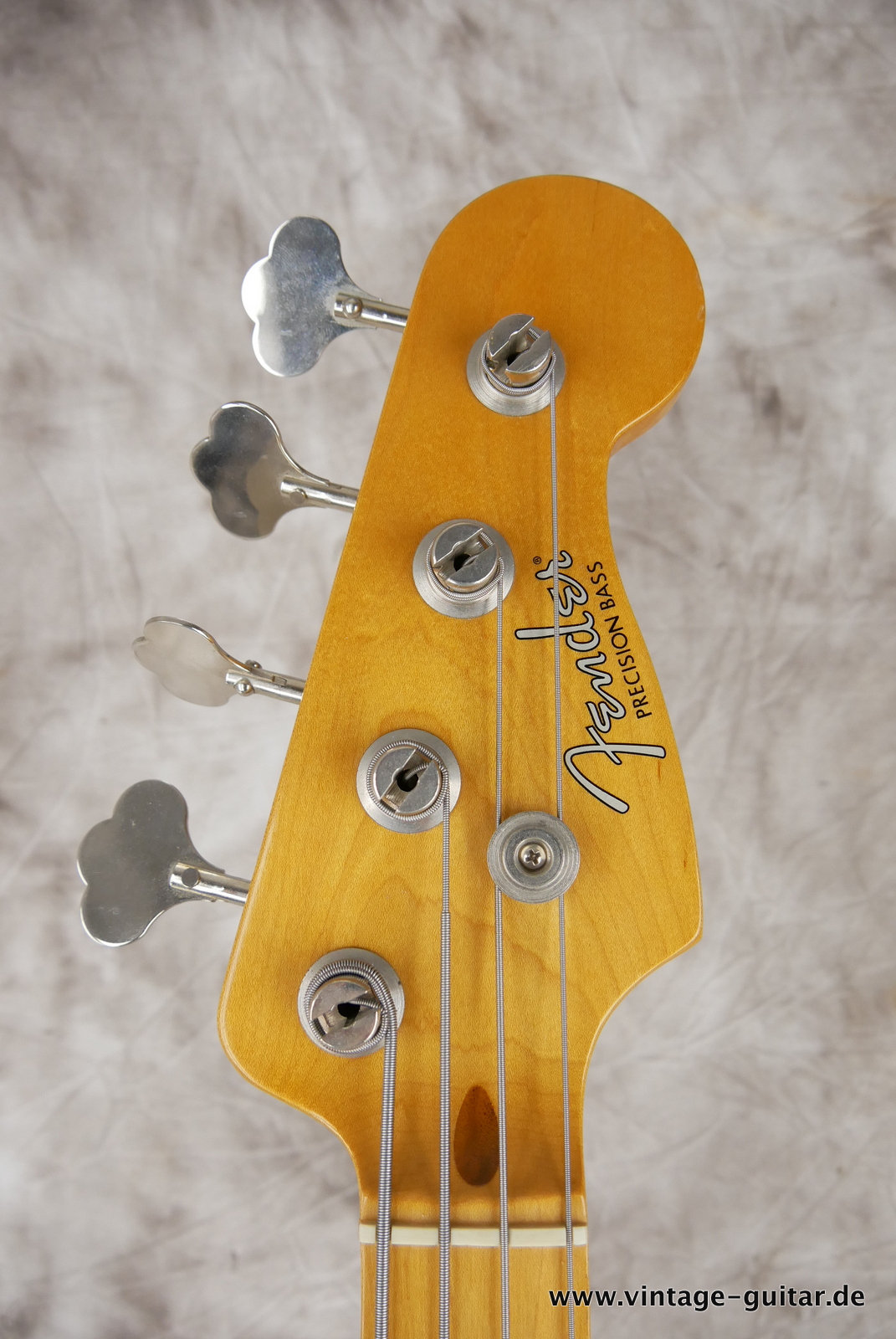 Fender-precision-mexico-2009-beige-009.JPG