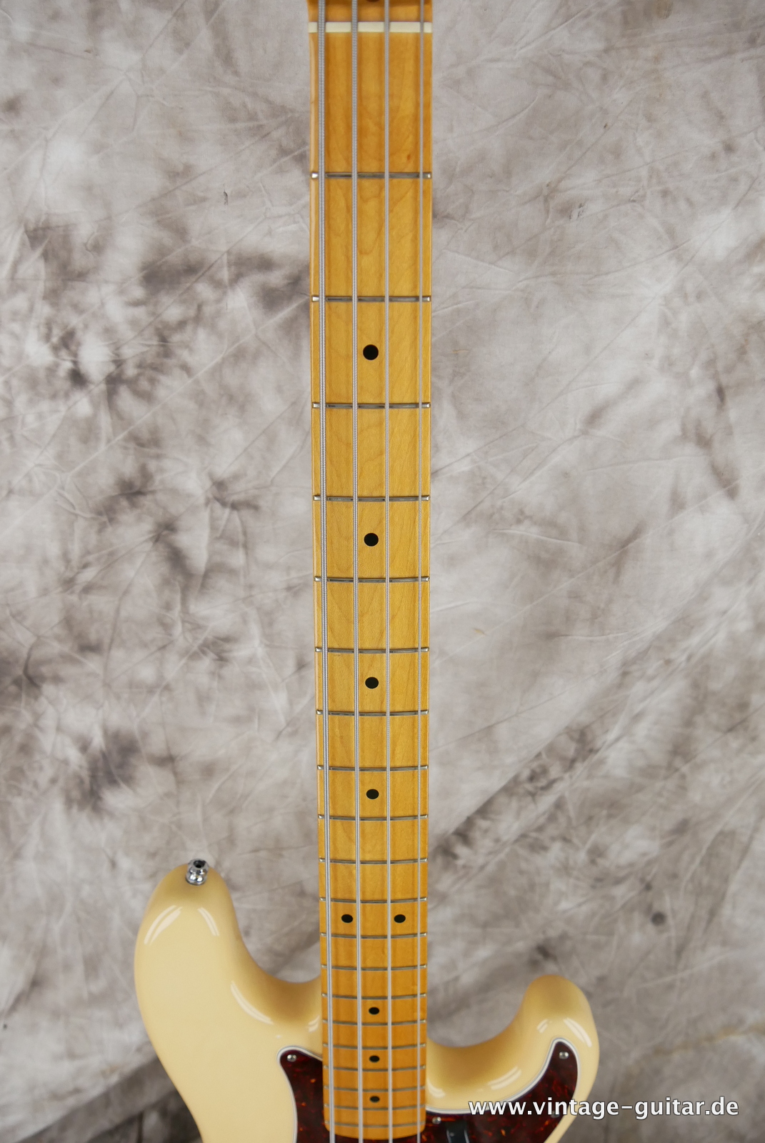 Fender-precision-mexico-2009-beige-011.JPG