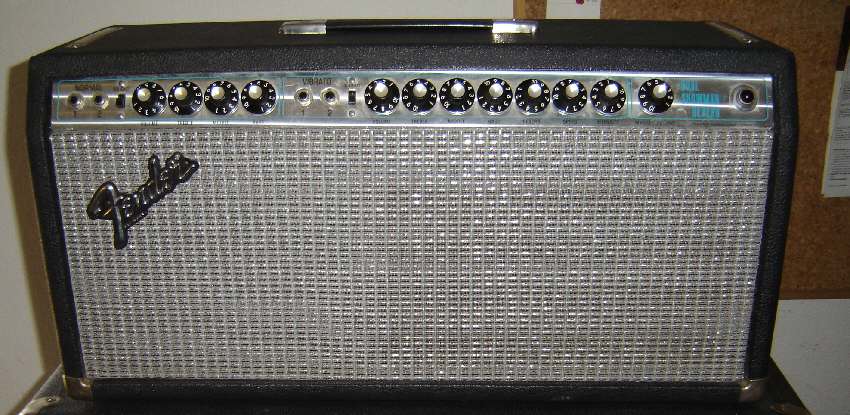 Fender-Showman-Reverb-Top.jpg