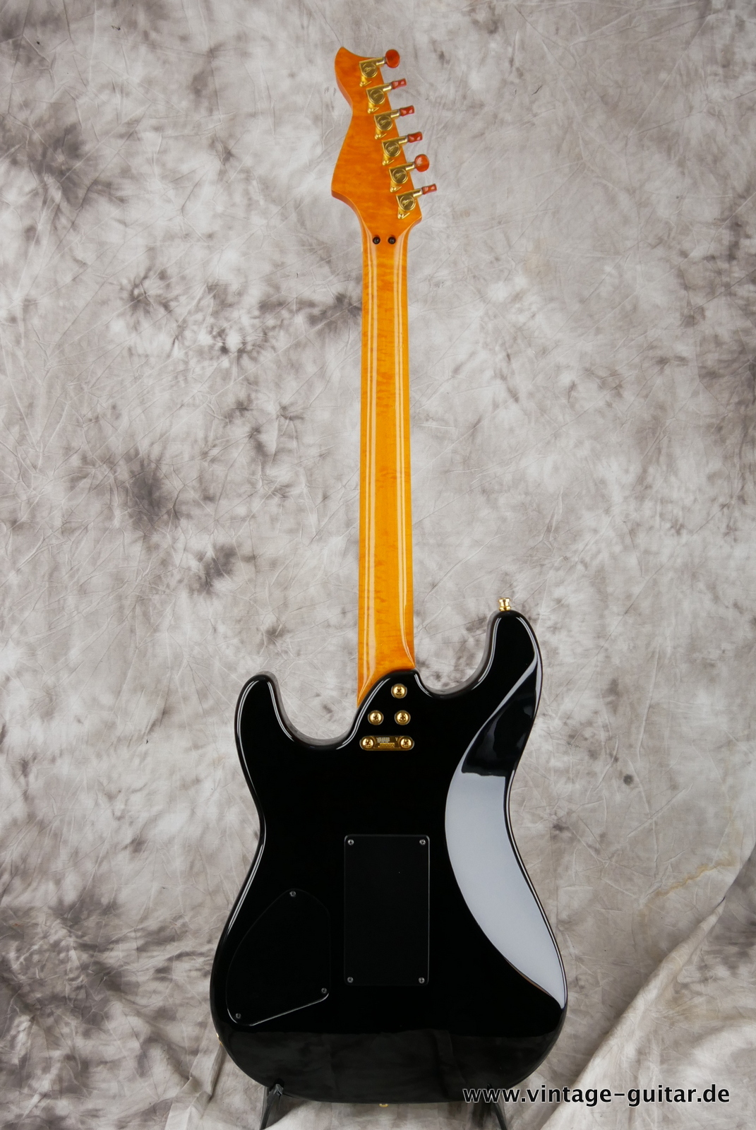 img/vintage/5085/Claim_by_Sonor_Field_4_Germany_black_1989-002.JPG