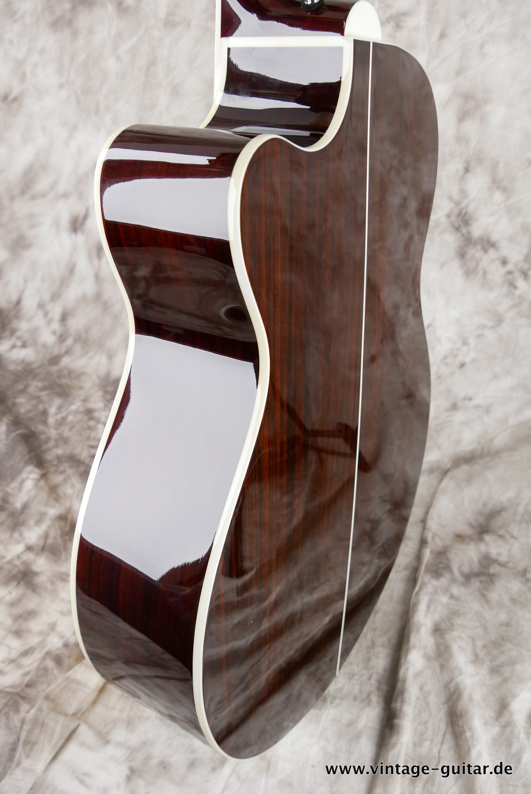 PRS_SE_Angelus_Custom_Korea_natural_2012-007.JPG