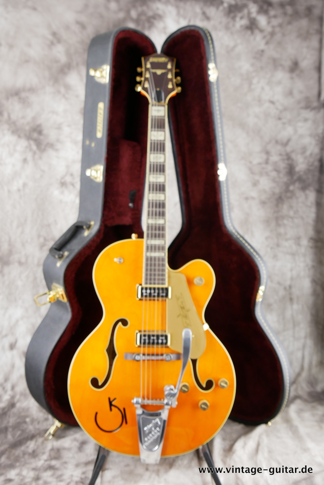 Gretsch_6120_DSW_Chet_Atkins_Japan_orange_2009-015.JPG