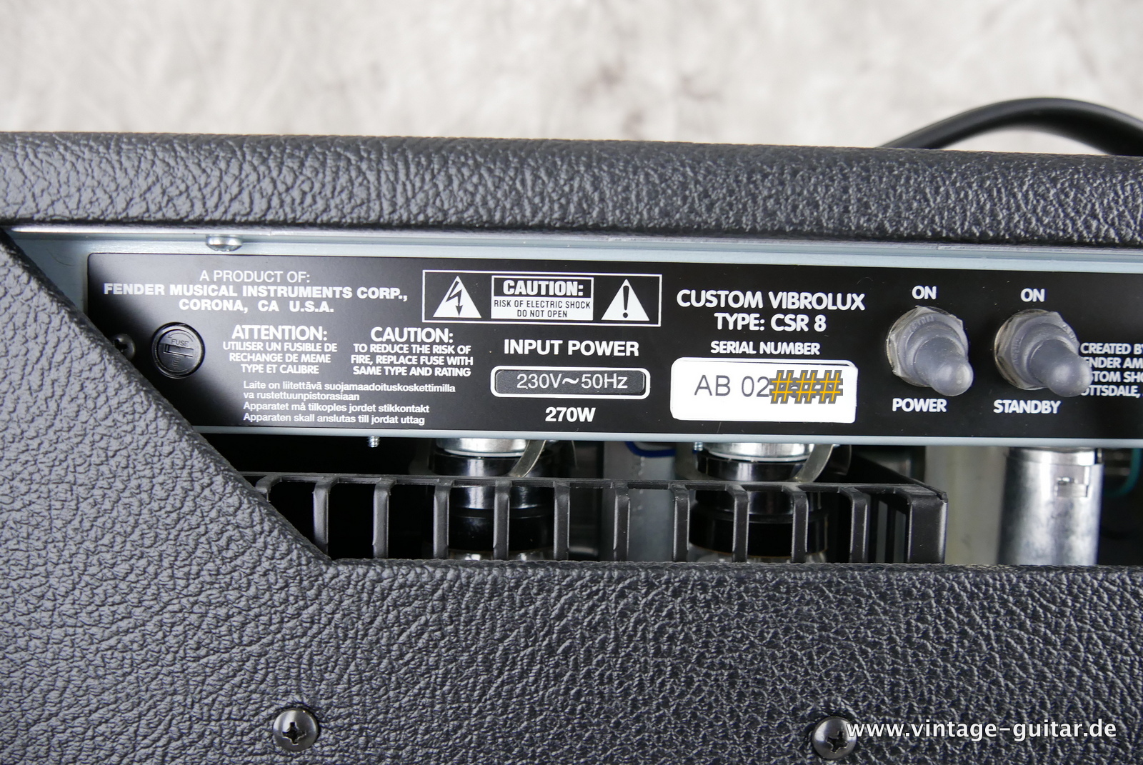 Fender_Custom_Vibrolux_Reverb_black_2010-008.JPG