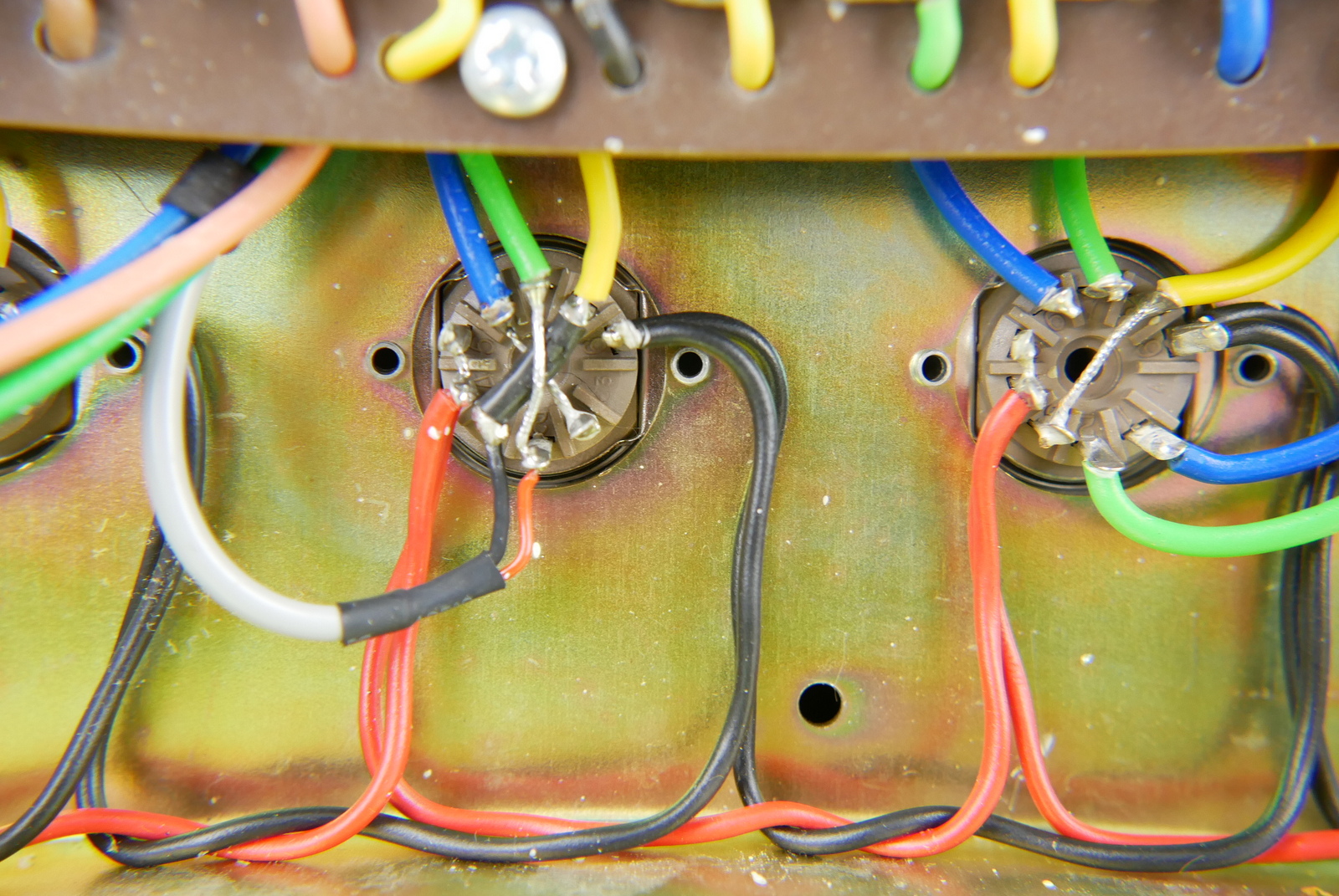 img/vintage/5094/Vox_AC_30_handwired_Head_Cab_limited_edition_2003-018.JPG