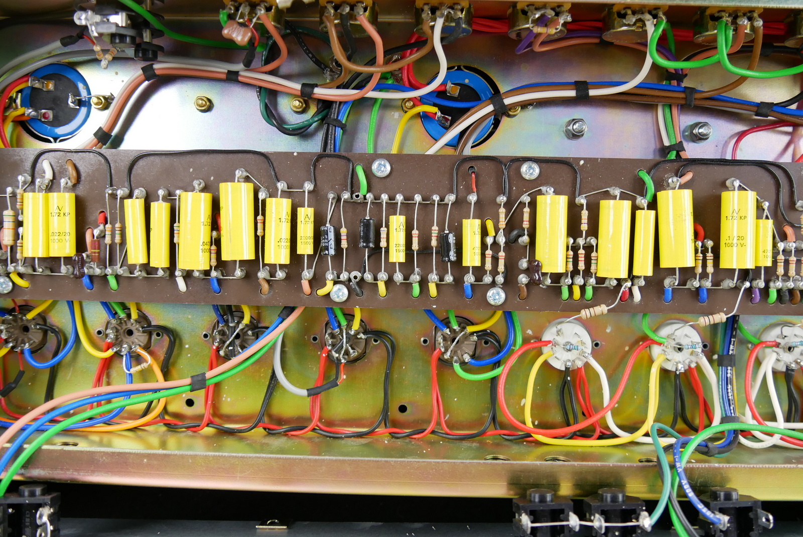 img/vintage/5094/Vox_AC_30_handwired_Head_Cab_limited_edition_2003-033.JPG
