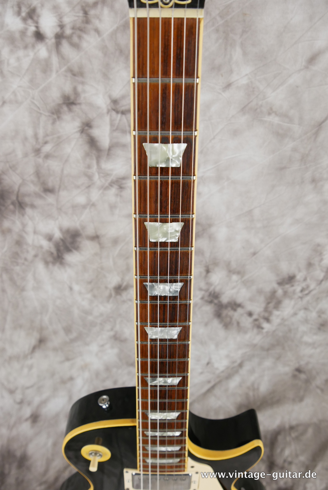 Gibson-Les-Paul-Standard-1980-black-011.JPG