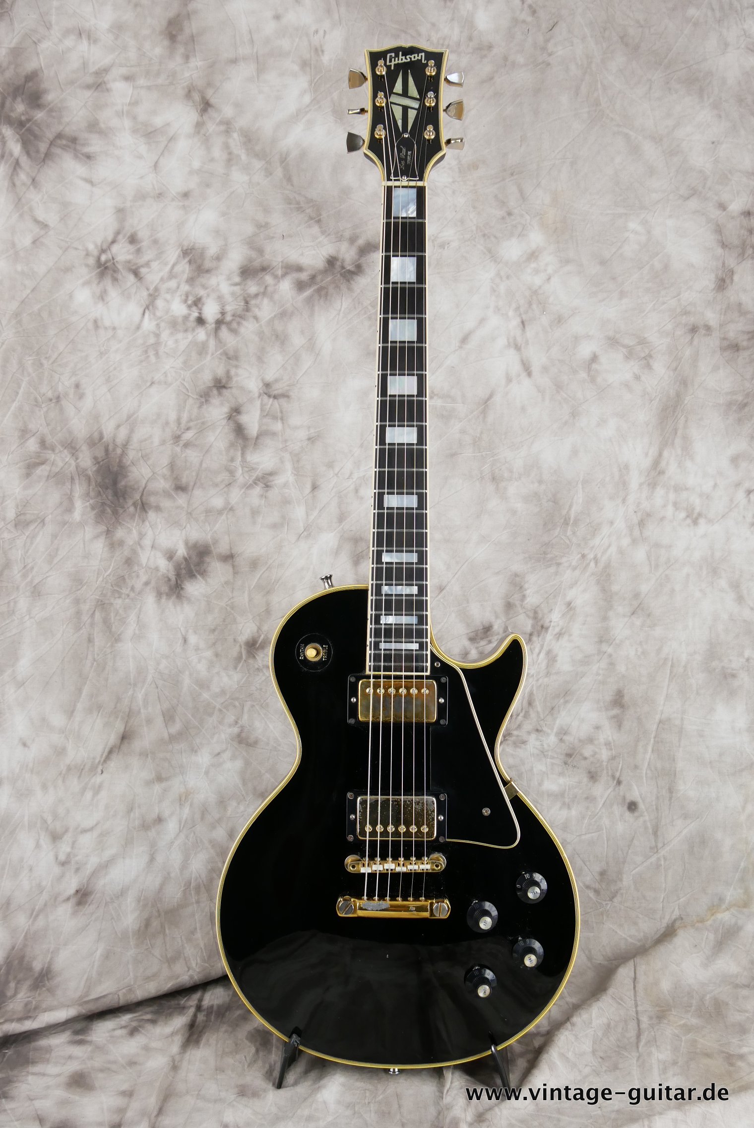 img/vintage/5101/Gibson-Les-Paul-Custom-Black-Beauty-fretless-wonder-1971-001.JPG