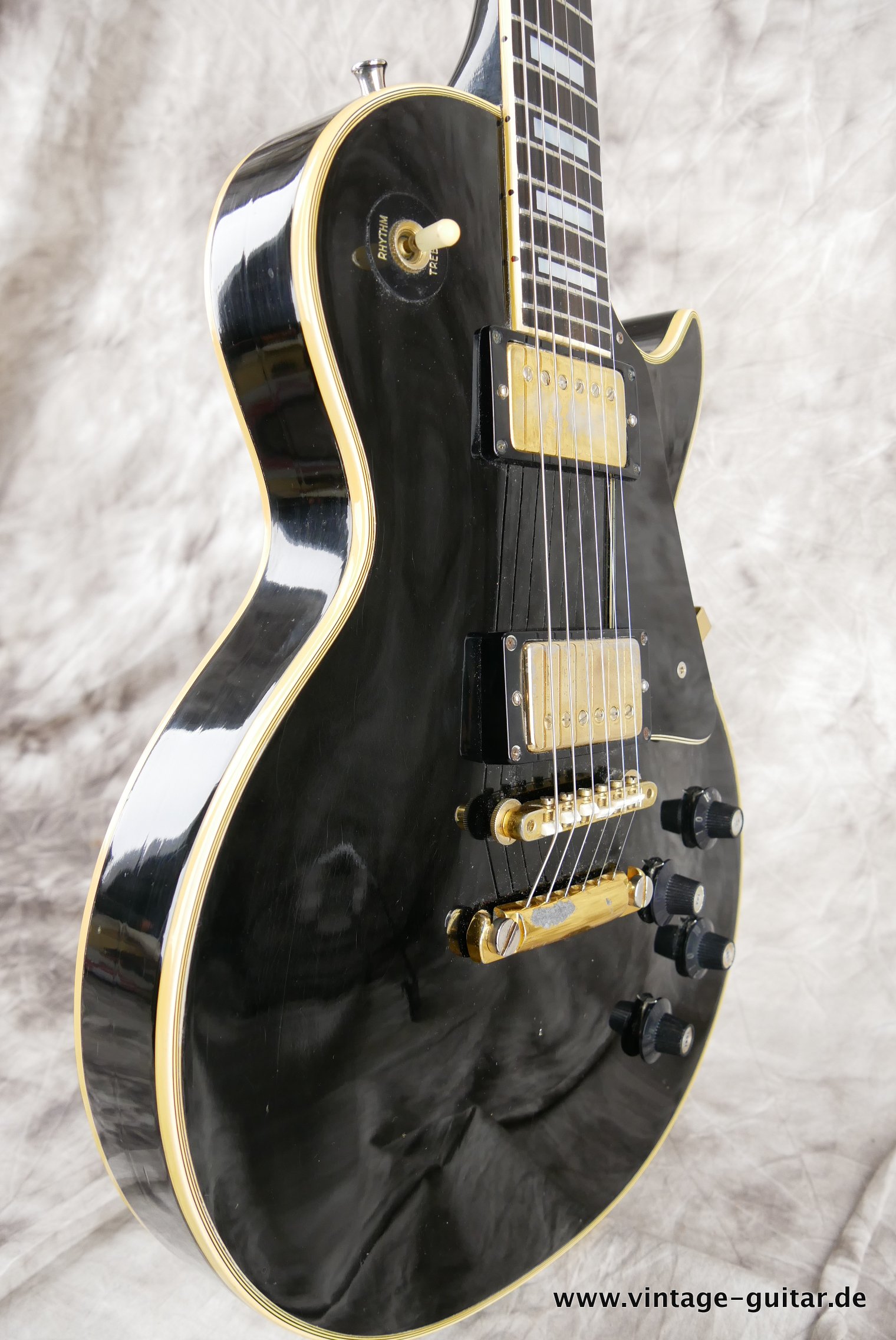 img/vintage/5101/Gibson-Les-Paul-Custom-Black-Beauty-fretless-wonder-1971-005.JPG