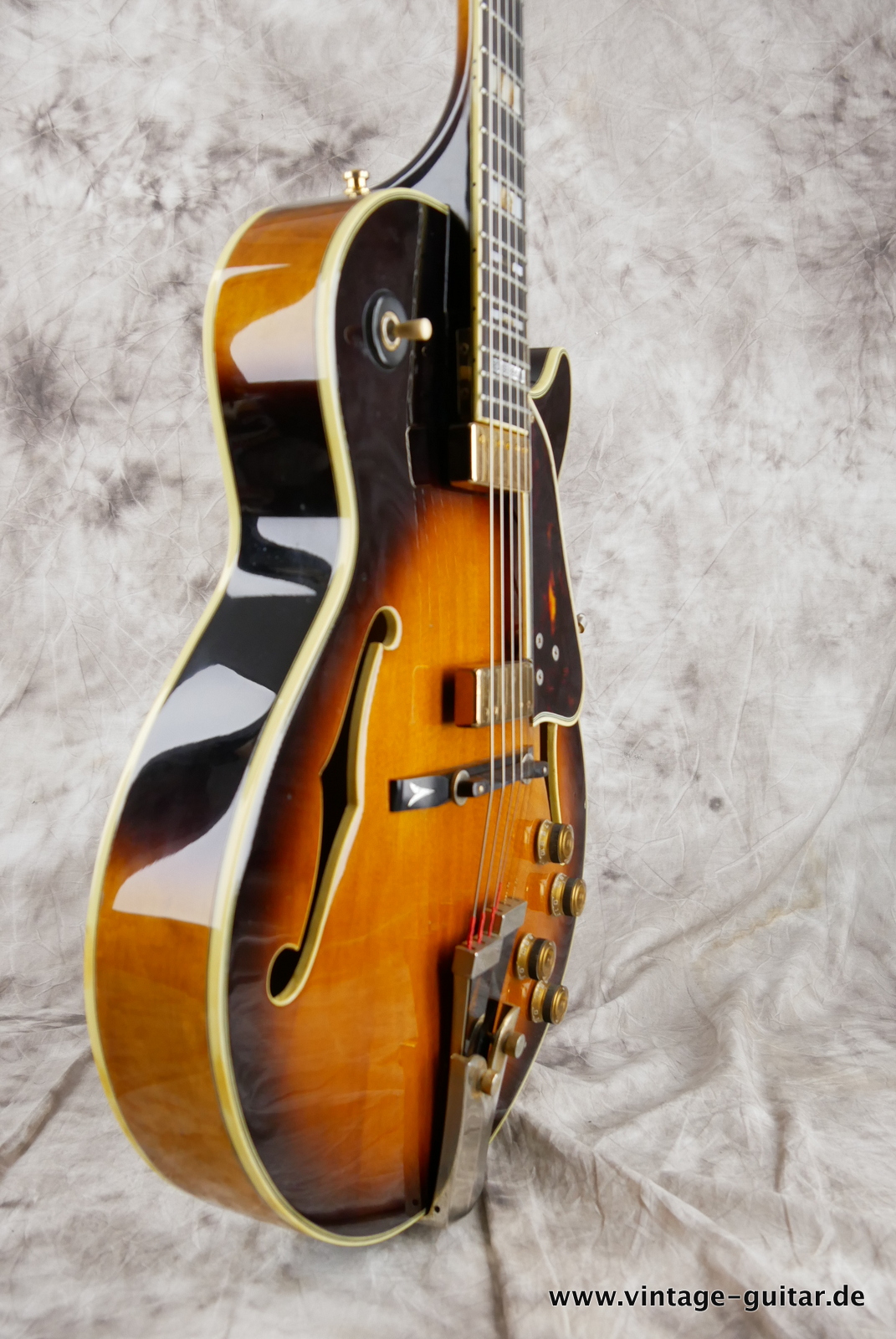 Ibanez-George-Benson-GB10-sunburst-1980-005.JPG