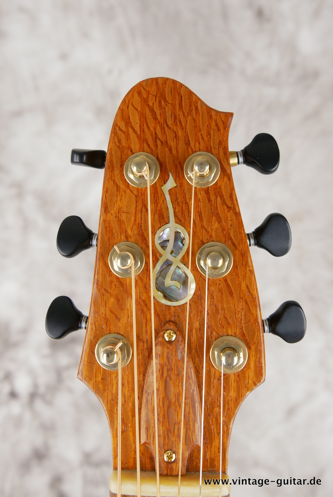 Andy-Manson-Luthier-bluebird-acoustic-spanish-guitar-2021-natural-birdseye-005.JPG