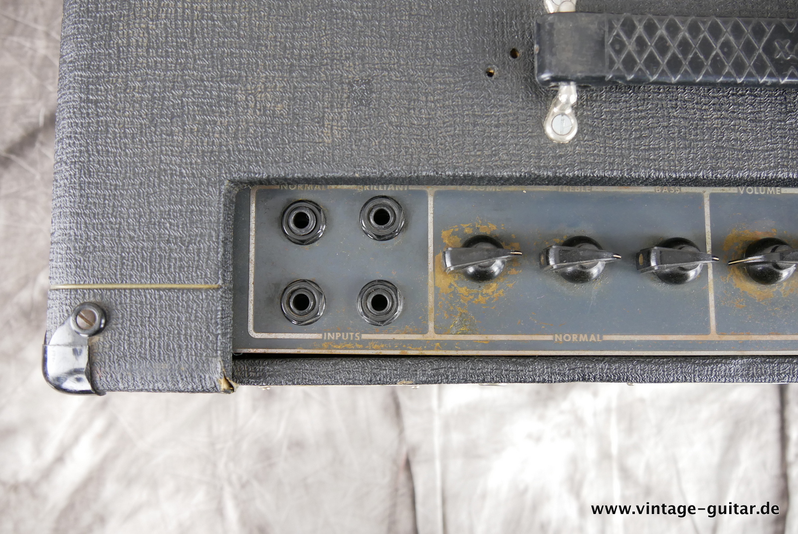 Vox-Ac50-1965-black-tolex-011.JPG