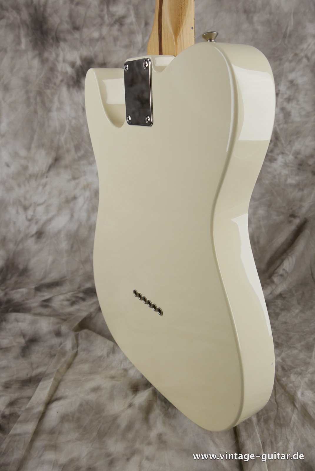 Fender-Telecaster-Standard-Mexico-2015-arctic-white-008.JPG