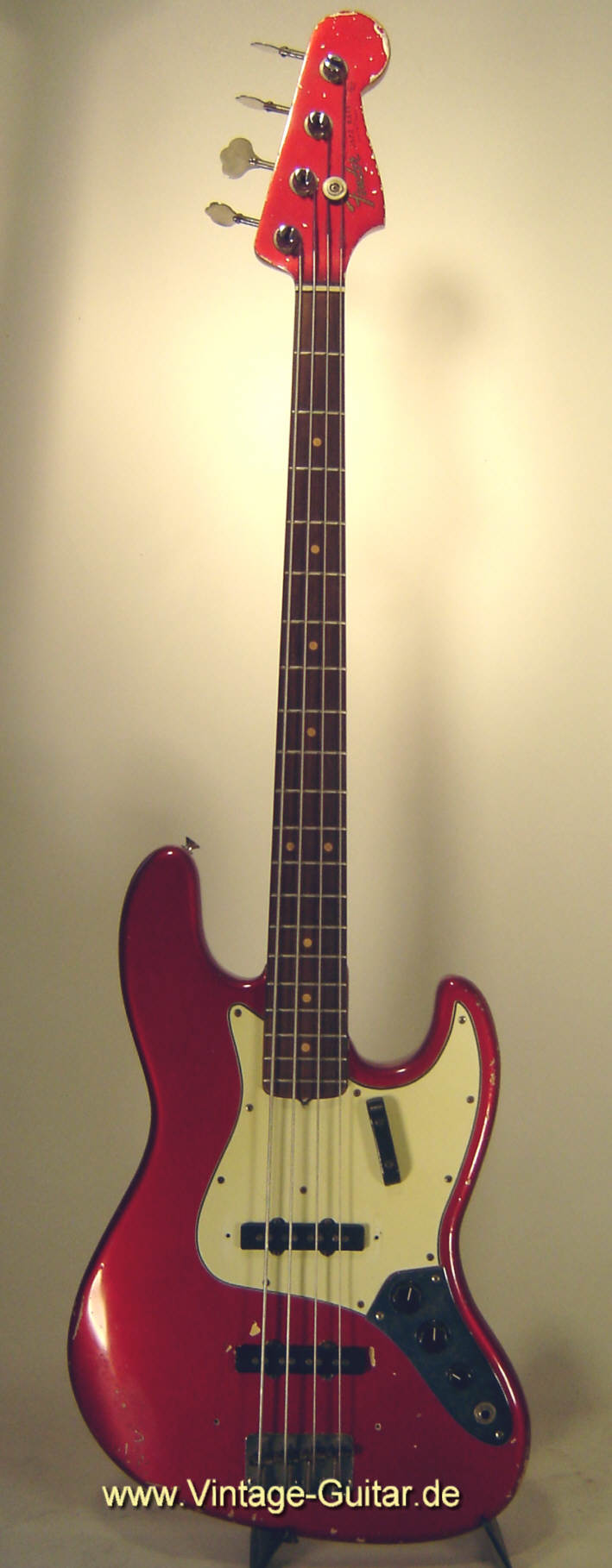 Fender-Jazz-Bass_CAR_1964-1.jpg