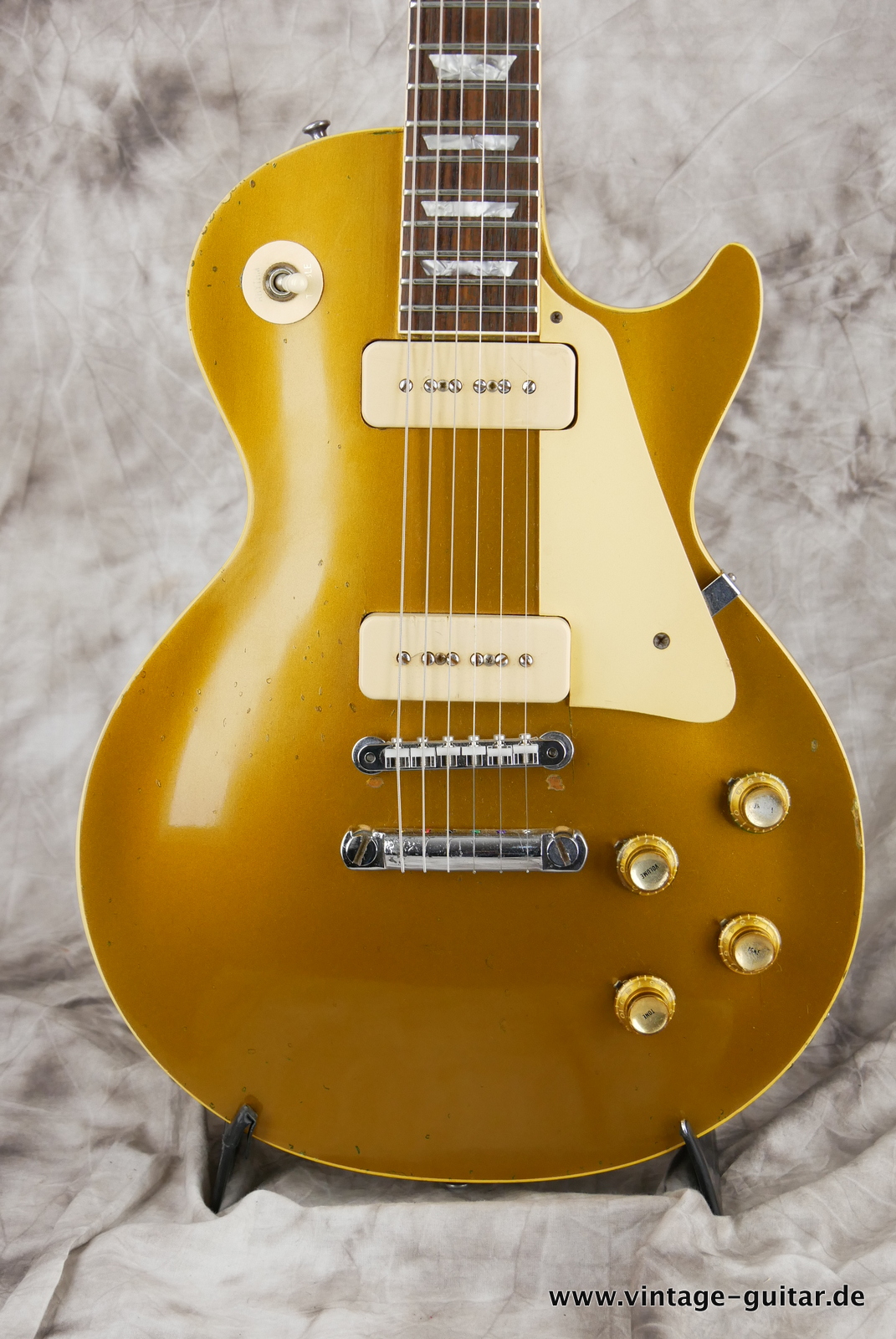 img/vintage/5121/Gibson_Les_Paul_Standard_P_90_Goldtop_1969-003.JPG