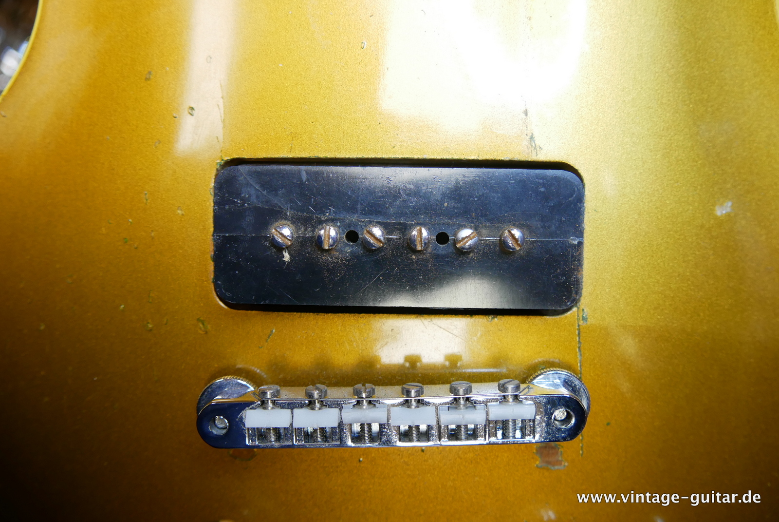 img/vintage/5121/Gibson_Les_Paul_Standard_P_90_Goldtop_1969-029.JPG