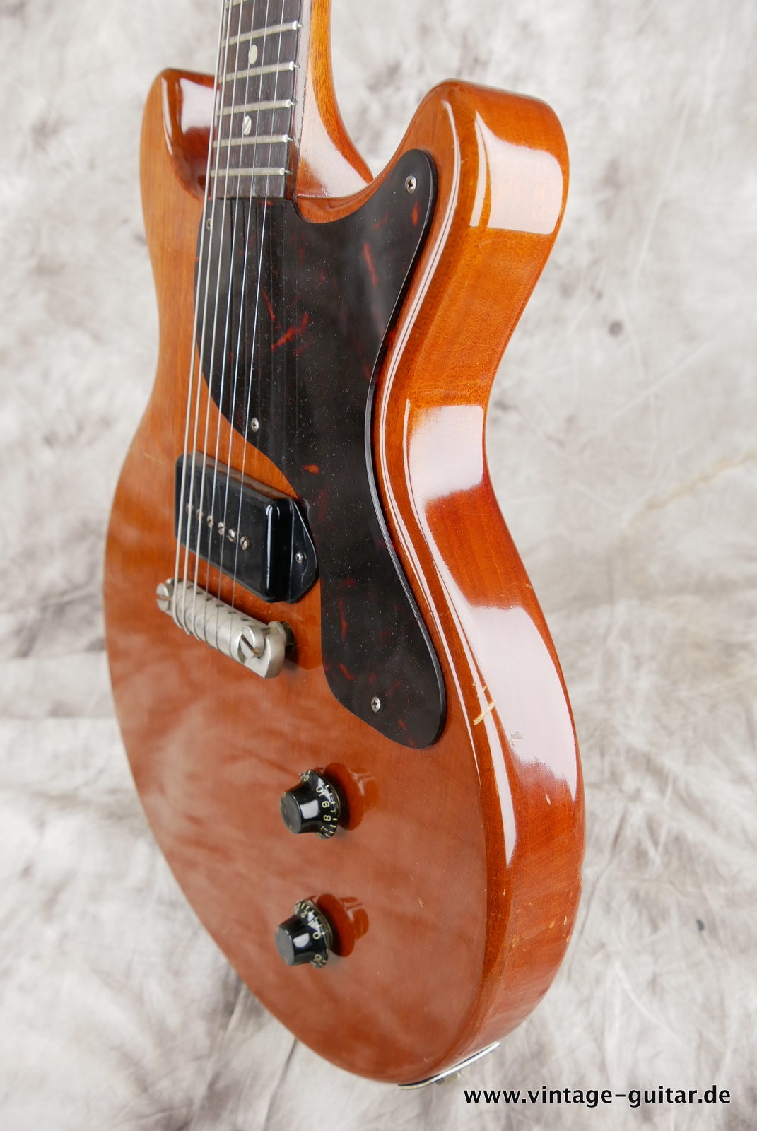 Gibson_Les_Paul_Junior_Double_cut_cherry_1960-006.JPG