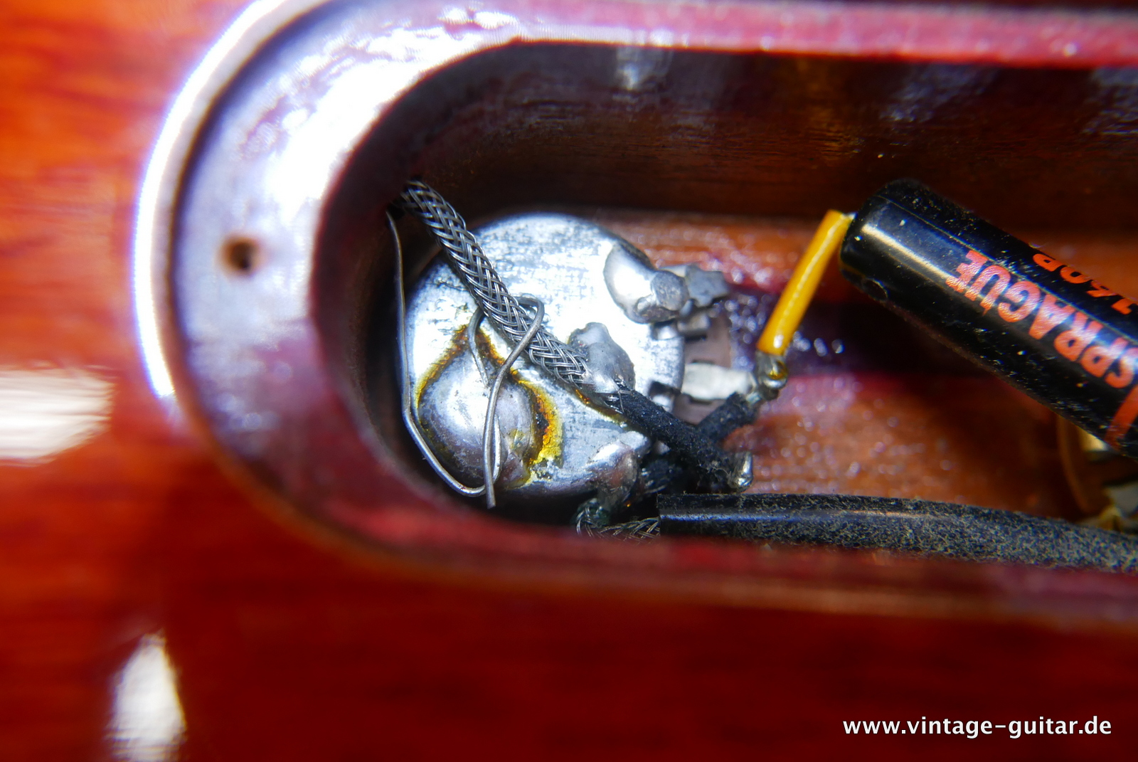 img/vintage/5122/Gibson_Les_Paul_Junior_Double_cut_cherry_1960-018.JPG