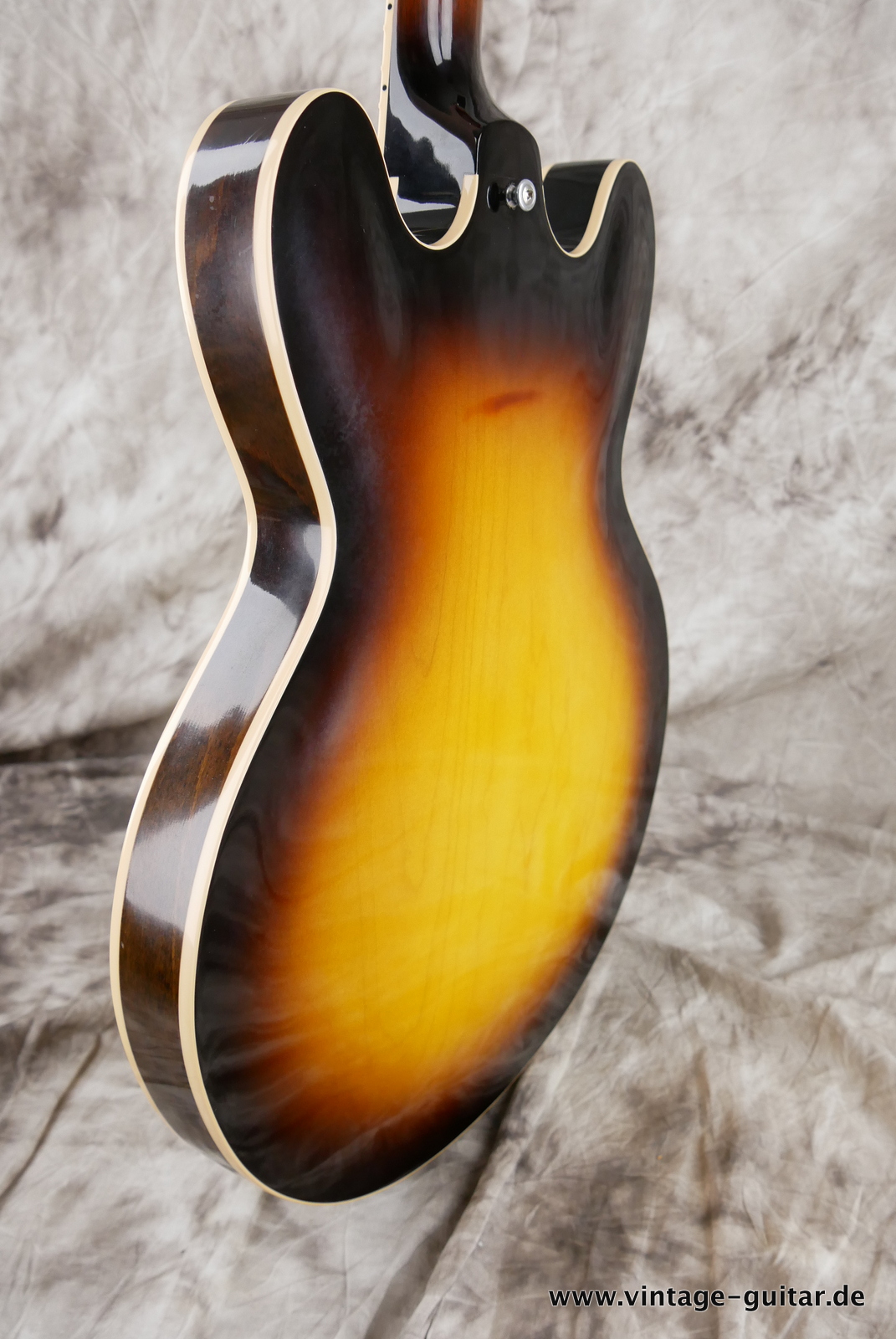 Gibson-ES335-Lefthand-2013-vintage-sunburst-008.JPG