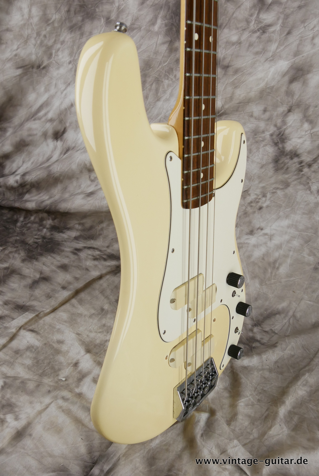 Fender_Elite_II_USA_olympic_white_1983-005.JPG