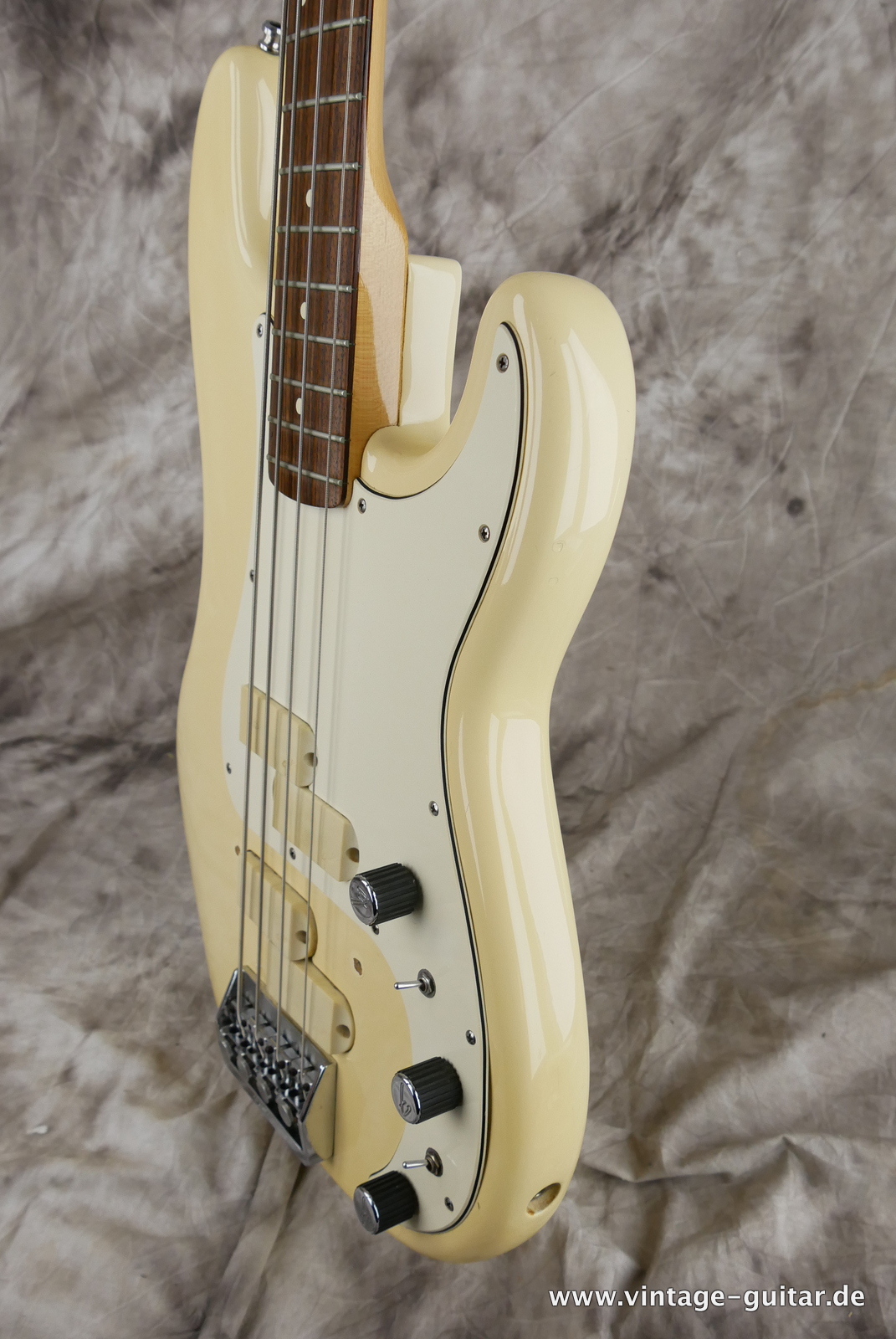 Fender_Elite_II_USA_olympic_white_1983-006.JPG