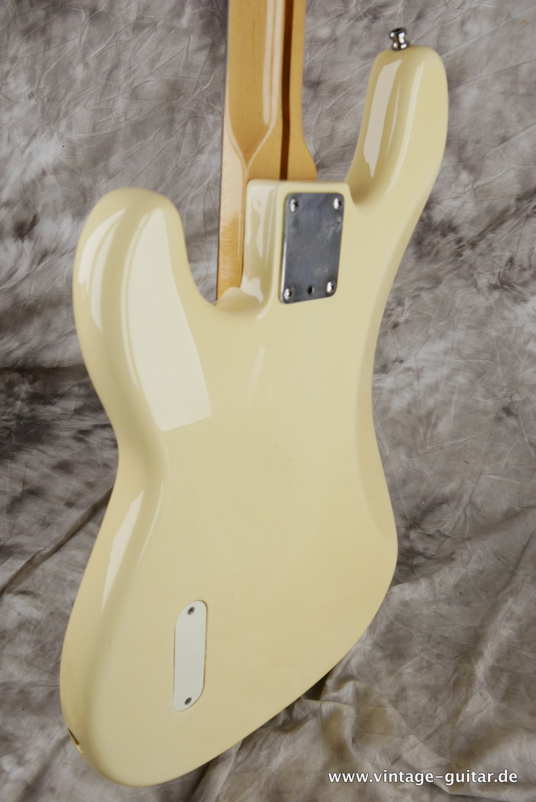 Fender_Elite_II_USA_olympic_white_1983-007.JPG